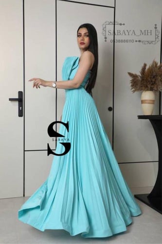 فستان سهرة بليسية