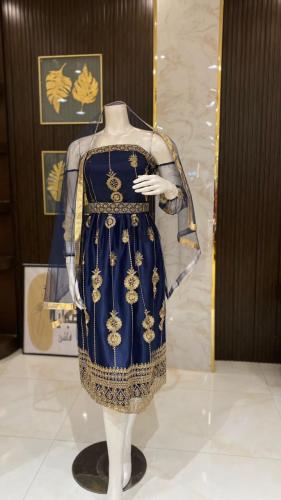 فستان كم تل غمرة بطرحة - إطلالة ناعمة أنثوية