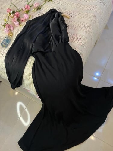 فستان سهرة بلاك شاين ون شولدر