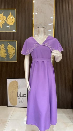 فستان سهرة كلفة تطريز