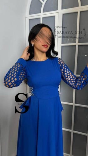 فستان اكمام مخرم