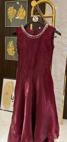 فستان سهرة طبقات