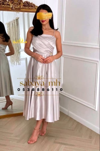 فستان ناعم حرير كاميلا سواريه - فخامة وأناقة لا مث...