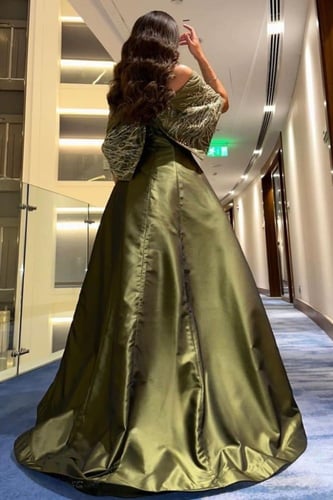 فستان سهرة ميكادو - إطلالة ساحرة بأناقة لا مثيل له...