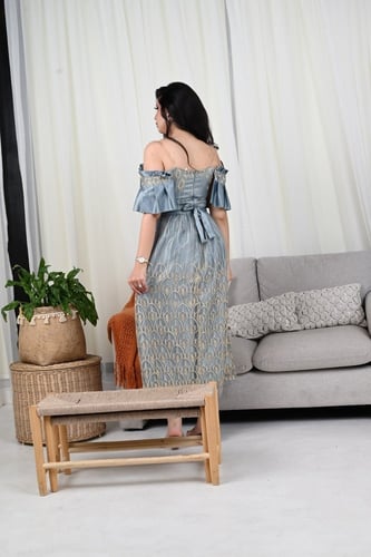 فستان تيفاني غمرة مطرز