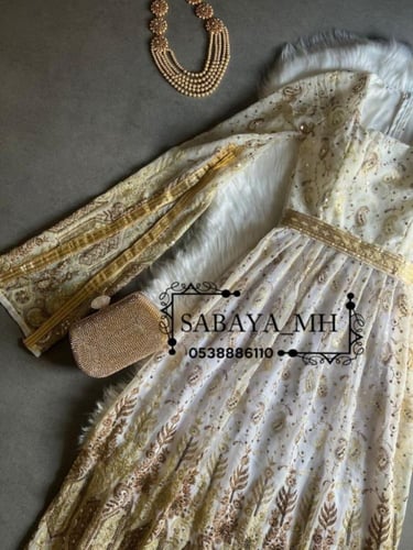 فستان غمرة أكمام شال مفتوحة