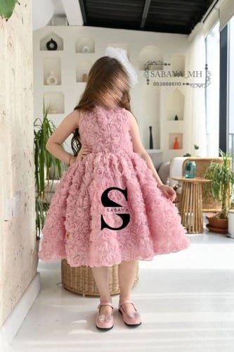 فستان سهرة بناتي - تصميم أنيق يبرز الجمال والأنوثة