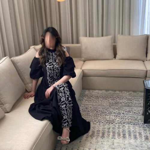 فستان تطريز كويتي اوف شولدرز