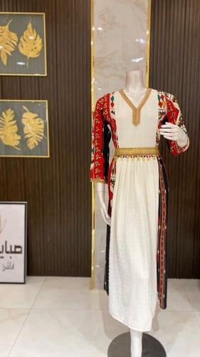 فستان تراثي إيلاف - أصالة التصميم بروح عصرية أنيقة