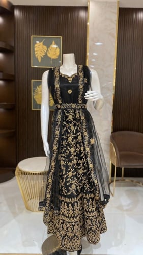 فستان غمرة تطريز راقيي