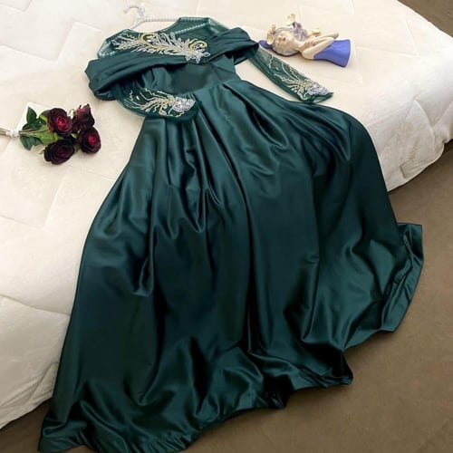 فستان سهرة زيتي ترستي