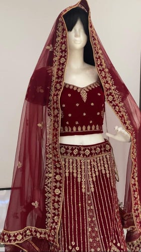 طقم غمرة تطريز راقيي