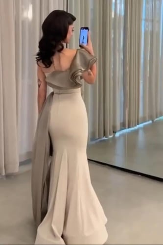 فستان قصة كم