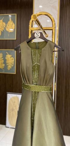 فستان ميكادو طويل زيتي