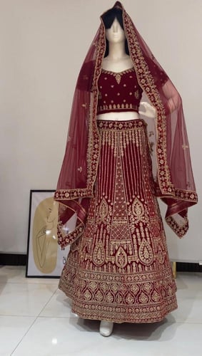 طقم غمرة تطريز راقيي