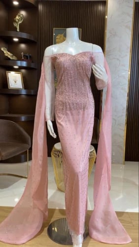 فستان سهرة ميد اكمام شال مطرزة