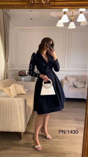 فستان ميد كريستال أكمام - تألقي بأناقة ساحرة