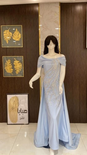 فستان سهرة - تألقي بإطلالة فاخرة تخطف الأنظار