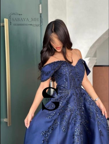 فستان سهرة مطرز - أناقة مطرزة بتفاصيل فاخرة