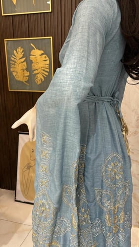 فستان كتاني