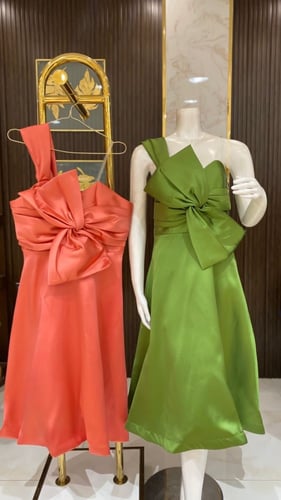 فستان سهرة ميد افيونكا