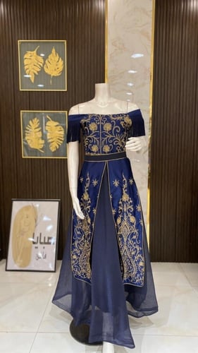 فستان غمرة مزين بالهدب الأنيق