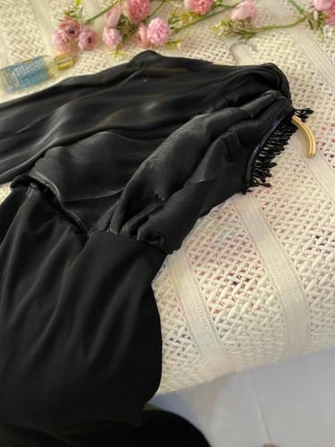 فستان سهرة بلاك شاين ون شولدر