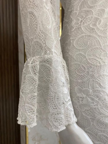 فستان سهرة دانتيل