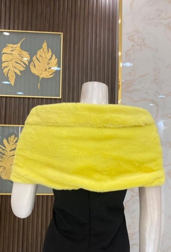 فرو فاخر - لمسة راقية لإطلالة أنيقة