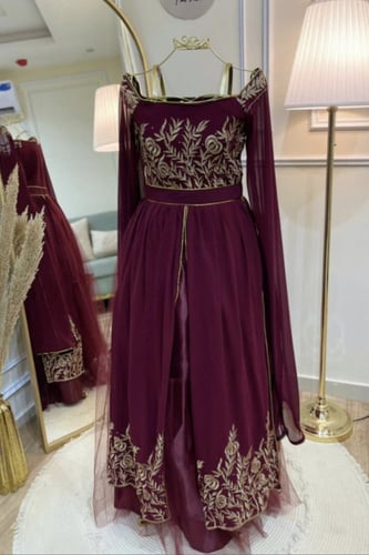 ساري مغربي بتطريز ذهبي - أناقة تقليدية بتفاصيل فاخ...