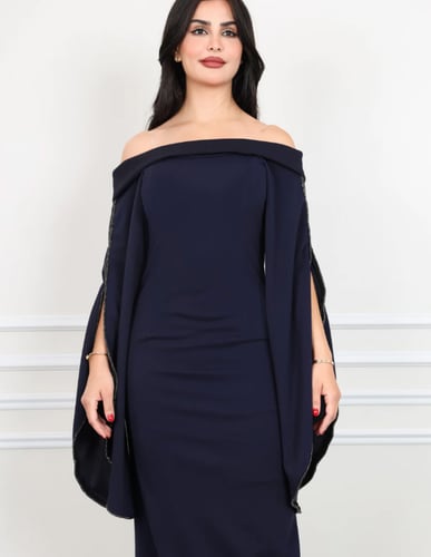 فستان بأكمام وحزام كريستال مفتوحة - أناقة ساحرة