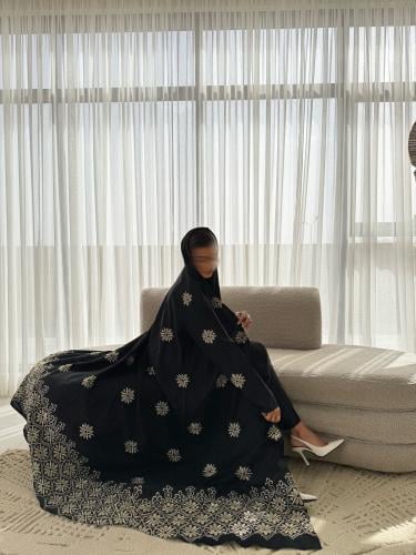 القمــاش تطريز كامل كتان•قصـه كلوش