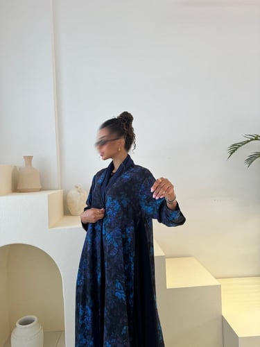 ‎القمــاش شيفون ومن جوانب كريب اسود•طرحه ساده اسود...