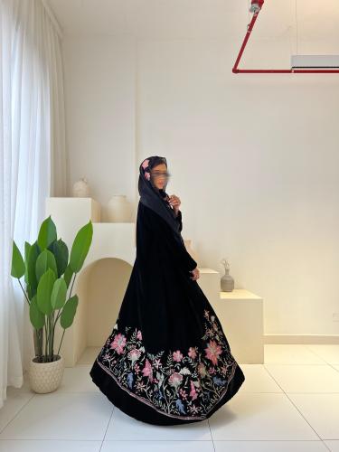 القمــاش مخـمل•تطريز من تحت وطرحه تطريز •قصـه كلـو...