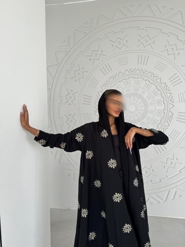 القمــاش تطريز كامل كتان•قصـه كلوش