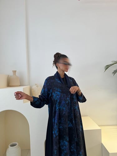 ‎القمــاش شيفون ومن جوانب كريب اسود•طرحه ساده اسود...