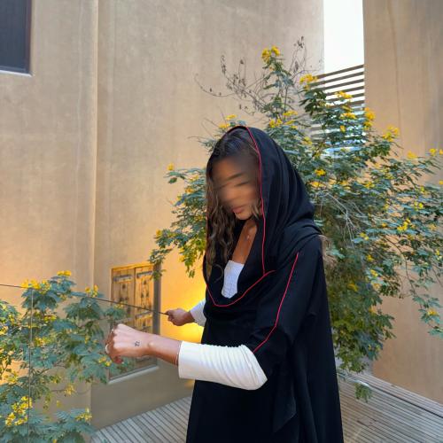 القمــاش كـريب•اكمـام سترتش وتحديد كريب احمر•قصـه...