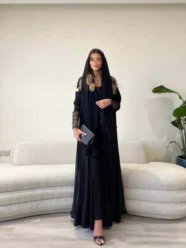 القمــاش كـريب•من 'من جوانب' ستان تركي•متوفر طرحه...