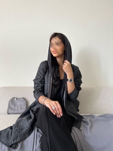 القمـاش جاكار هندي من فوق•كريب•قصـه كلوش