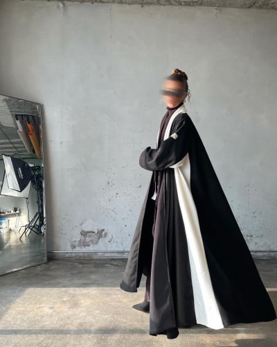 القمــاش شامواه اسود•ابيض•قصـه دبل كلوش