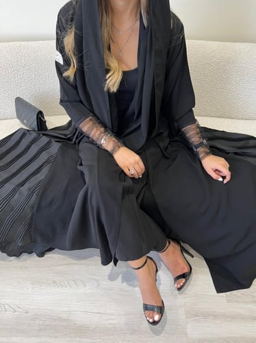 القمــاش كـريب•من 'من جوانب' ستان تركي•متوفر طرحه...