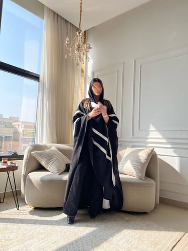 عبايهXشـال القمــاش شـامواه اسود•ابيض ،قصـة مفتوح...