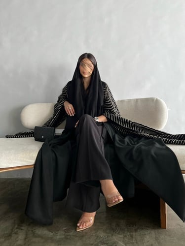 القمـاش شـامواه• اكمــام مخمل هندي •قصه كلوش