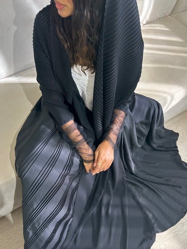 القمــاش كـريب•من 'من جوانب' ستان تركي•متوفر طرحه...