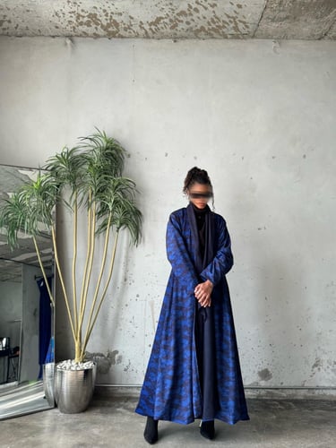 •العبـايه دبـل فيس تنبلس على كل جهتين• القمـاش مخم...