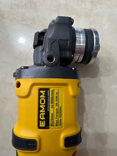 صاروخ مقاس 4.5"