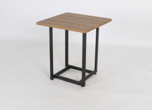 طاولة جانبية مربعة C03