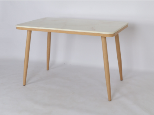 طاولة طعام فاخرة