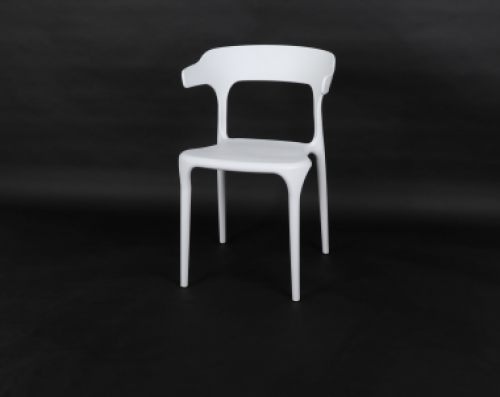 كرسي بلاستك