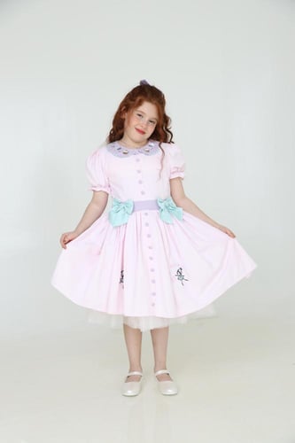 فستان بالوان فرائحية + فيونكة شعر